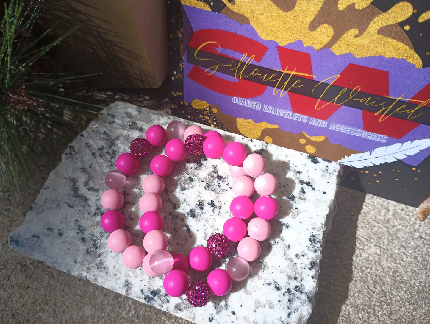 Pink stretch beaded bracelet "Pink Beauties"