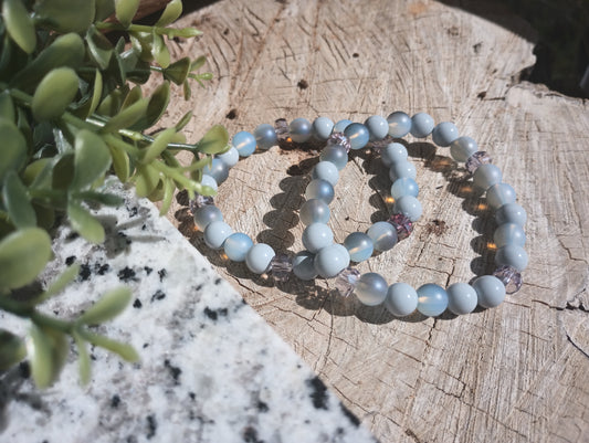 Blue beaded bracelet "Silhouette in blue skies"